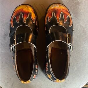 Vintage Mary Jane style TredAir shoes. Made in England with embroidered flames